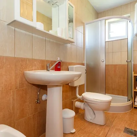 Apartamento Oreskovic Krk Town