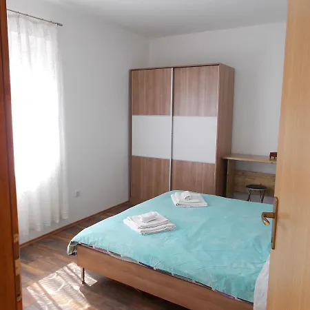 Apartamento Oreskovic Krk Town