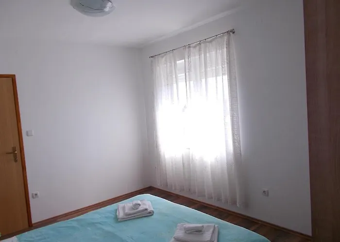 Oreskovic Apartament Krk Town